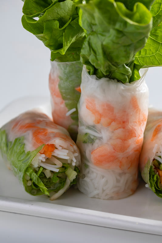 Fresh spring rolls with shrimp